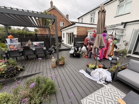 Props gathering on the deck